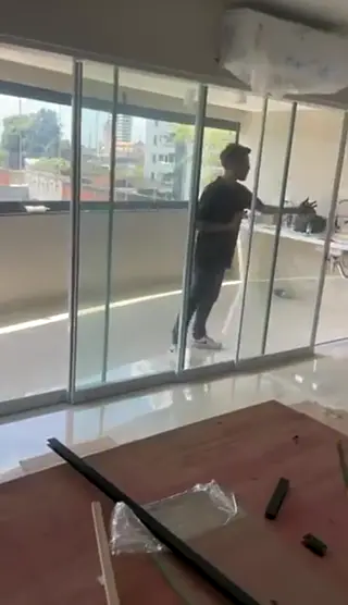 Obra da Glass System no Ed. Denver